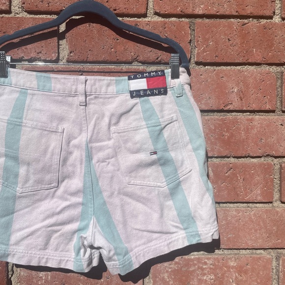 Y2K Tommy Hilfiger Denim Shorts - Picture 6 of 13